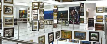 picture showing an art gallery 