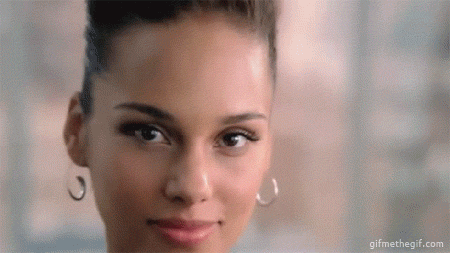 how to meet someone at an event making eye contact