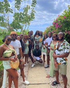People on a group trip